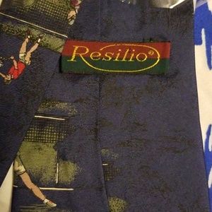 New Risilio Tie, Tennis